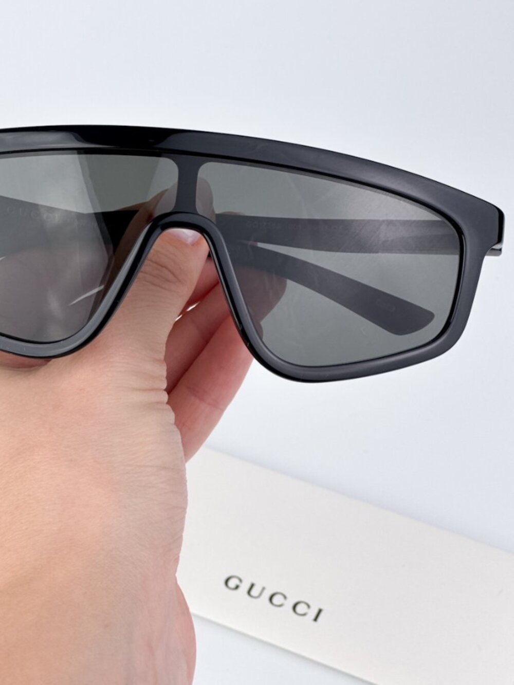 GUCCI GG1736S 001 BLACK SINGLE LENS SUNGLASSES